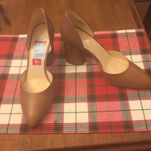 Nine West 9.5 pump